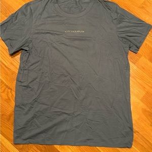 Lululemon shirt